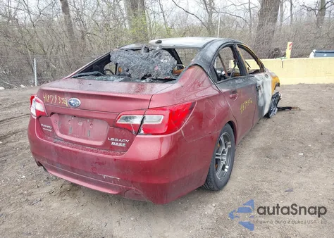 2015 Subaru Legacy 2.5I Premium z USA, uszkodzony, nr VIN 4S3BNAC62F3049935